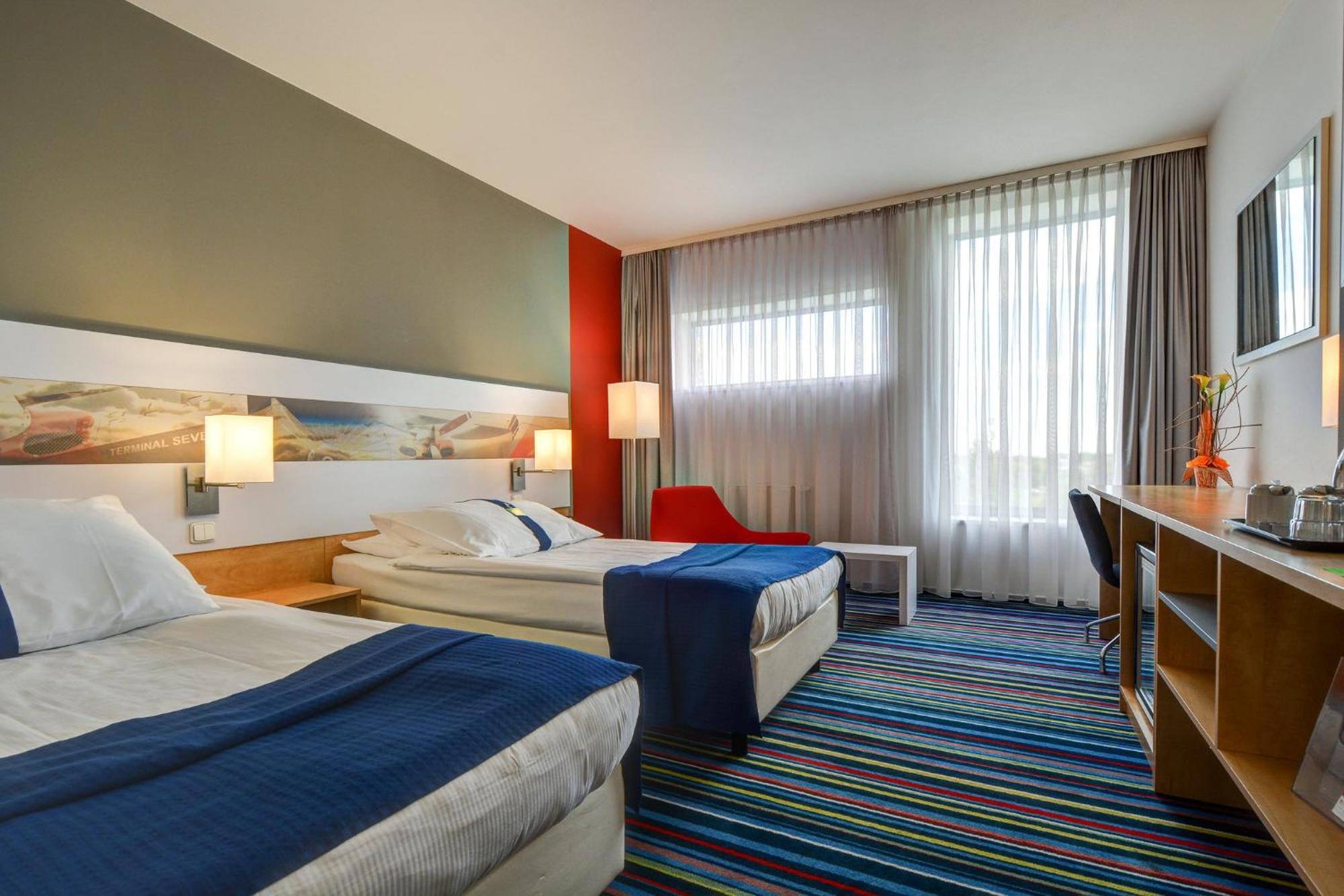 Airport By Ihg 4*