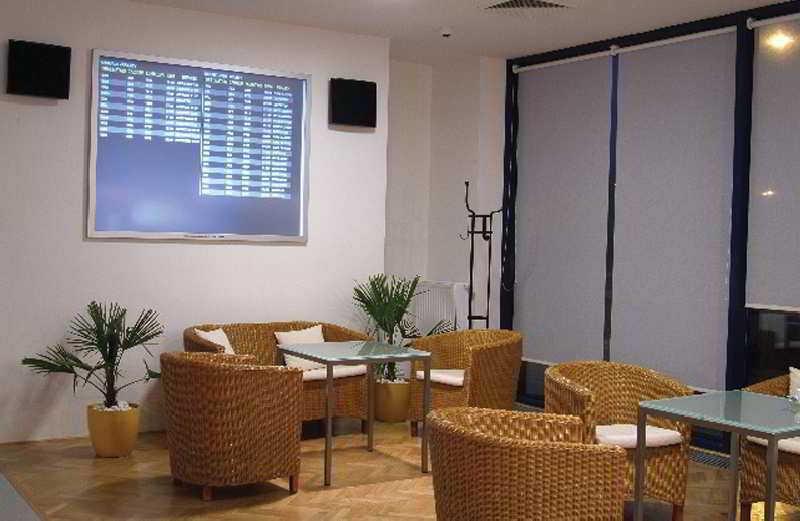 Hotell Airport By Ihg Prag